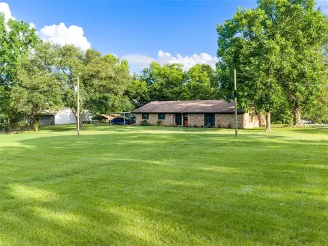 Exterior - 9822 Nasturtium Rd, Ore City, TX 75683 photo 1 of 6