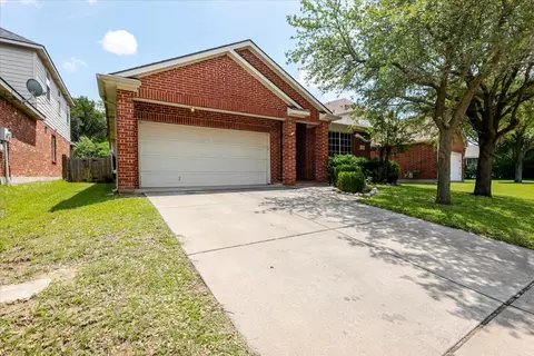 7234 Summit Parc Dr, Dallas, TX 75249