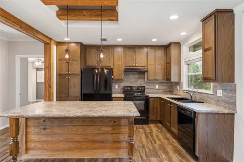 157 David St, Brownwood, TX 76801