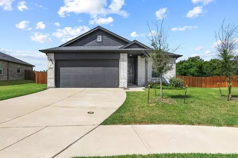 2916 Rosemary Dr, Sherman, TX 75092