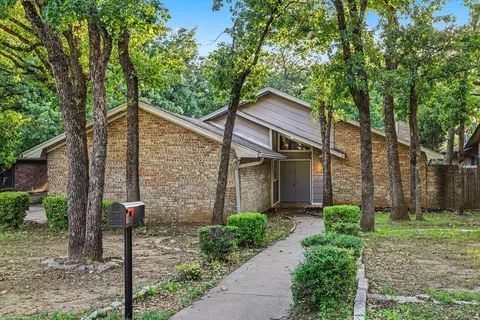 5110 River Ridge Rd, Arlington, TX 76017