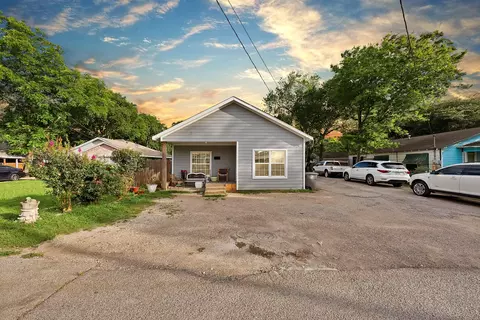 230 W Jerden Ln, Dallas, TX 75208