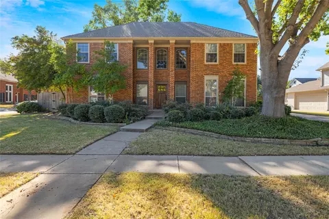 905 Silverthorne Trl, Highland Village, TX 75077