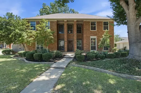 905 Silverthorne Trl, Highland Village, TX 75077