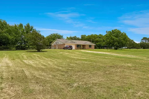 1955 E Renfro St, Burleson, TX 76028
