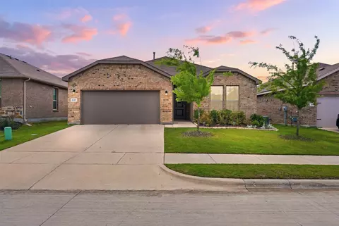 2341 Waggoner Ranch Dr, Weatherford, TX 76087