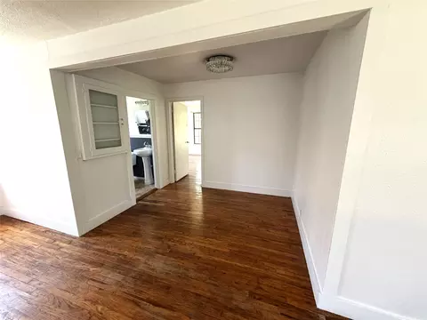Living - 707 E 23rd St, Cisco, TX 76437 photo 3 of 5