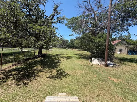 Exterior - 707 E 23rd St, Cisco, TX 76437 photo 5 of 8