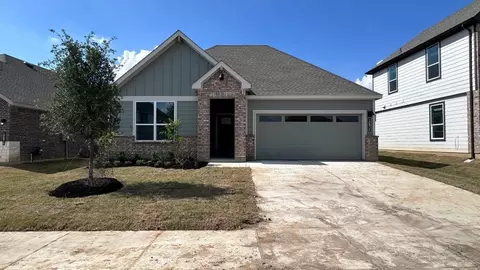 10832 Bloodstone Dr, Crowley, TX 76036