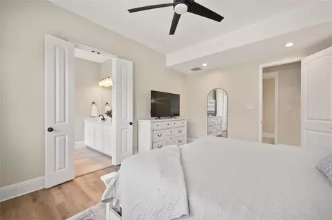 Bedroom - 7019 Comal Dr, Irving, TX 75039 photo 3 of 6