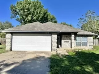 10212 Little Fox Ct, Fort Worth, TX 76108