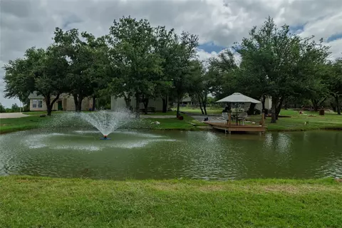 365 Cimmarron Trl, Runaway Bay, TX 76426