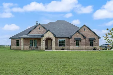 1821 E Campus Rd, Palmer, TX 75152