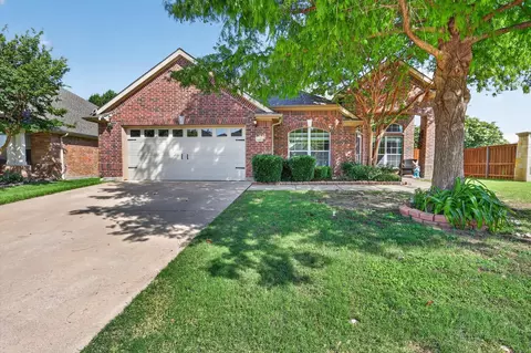 15469 Landing Creek Ln, Roanoke, TX 76262