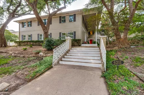 6211 Bandera Ave #D, Dallas, TX 75225