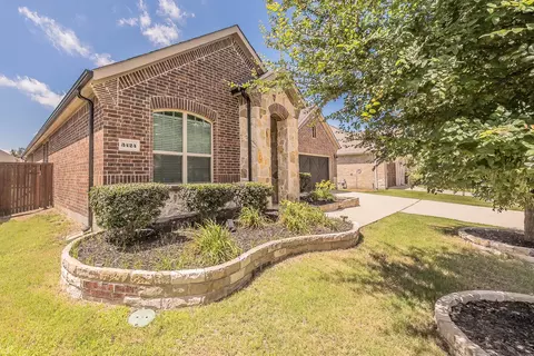 Exterior - 3424 Cimarron River Dr, Prosper, TX 75078 photo 3 of 7
