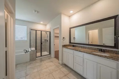 Bath - 3424 Cimarron River Dr, Prosper, TX 75078 photo 4 of 4
