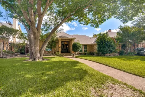3521 Michael Dr, Plano, TX 75023