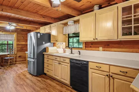 Kitchen - 3153 State Road 91, Colbert, OK 74733 photo 4 of 5