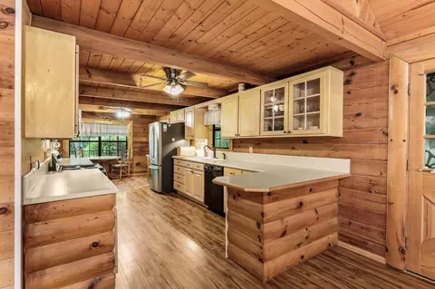 Kitchen - 3153 State Road 91, Colbert, OK 74733 photo 3 of 5