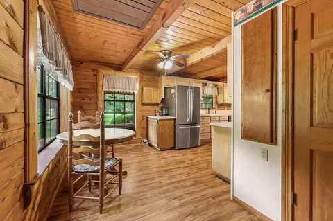 Dining - 3153 State Road 91, Colbert, OK 74733 photo 1 of 2