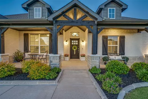 8624 Bricelyn Ct, Godley, TX 76044