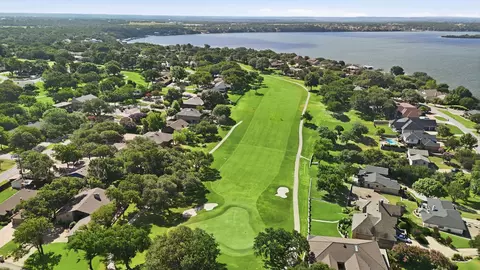 4027 Fairway Dr, Granbury, TX 76049