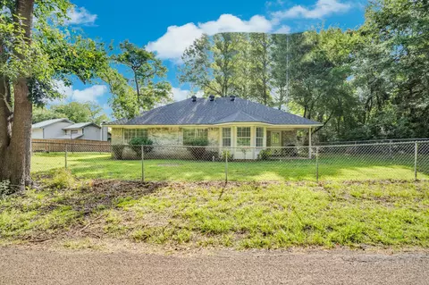 Exterior - 12752 Honeysuckle Cir, Eustace, TX 75124 photo 5 of 9