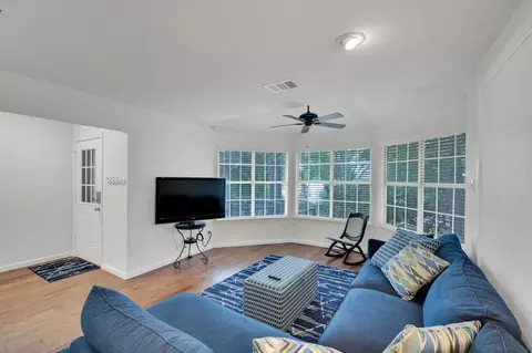 Living - 12752 Honeysuckle Cir, Eustace, TX 75124 photo 1 of 2