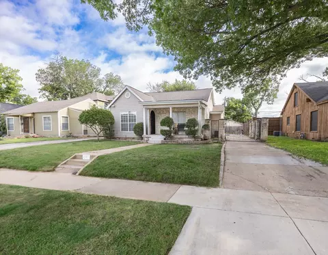 2705 Yucca Ave, Fort Worth, TX 76111