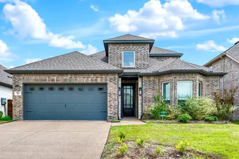 2013 Fall Creek Cv, Mesquite, TX 75181