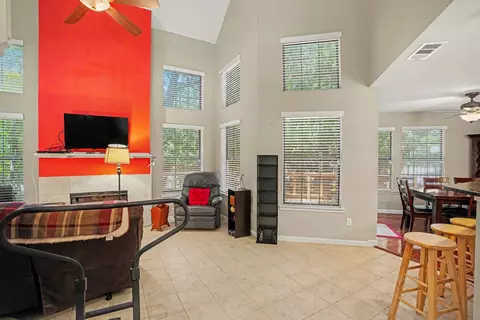 406 Santa Fe Trl #46, Irving, TX 75063