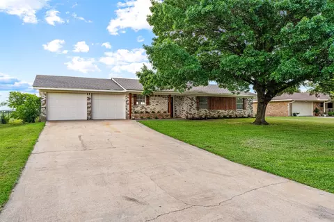 211 Cindy Ann St, Lorena, TX 76655