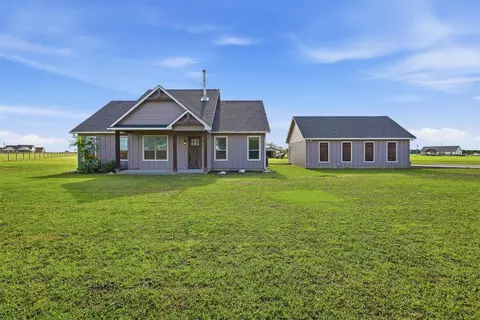 12341 S Highway 77, Italy, TX 76651