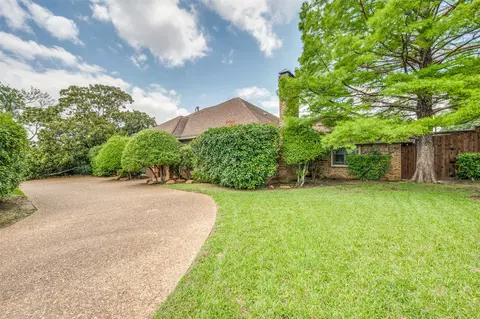 10931 Marsh Ln, Dallas, TX 75229