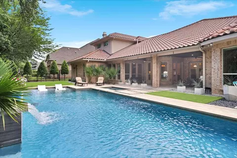 516 Cascade Springs Dr, Southlake, TX 76092