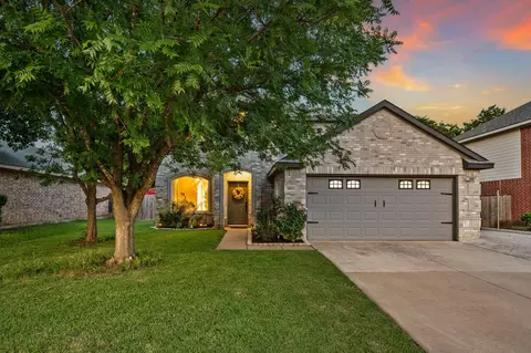 2012 Collington Dr, Roanoke, TX 76262