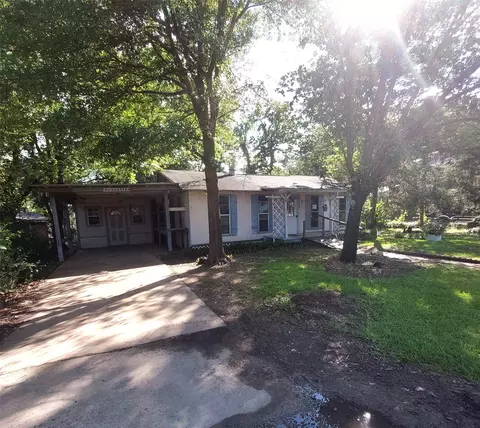 1805 Cherokee Trce, Tool, TX 75143