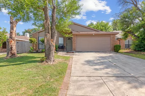 4212 N Staghorn Cir, Fort Worth, TX 76137