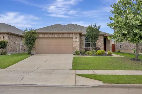 3117 Antler Point Dr, Fort Worth, TX 76108