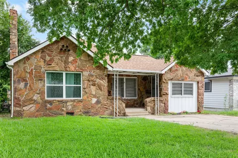 1211 N Harrison Ave, Sherman, TX 75090