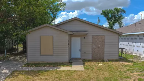 3504 Strong Ave, Fort Worth, TX 76105