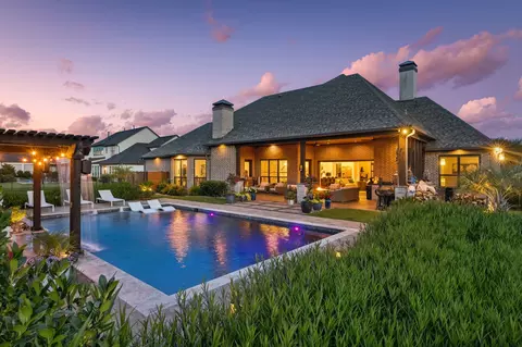 317 Knights Trl, Heath, TX 75032
