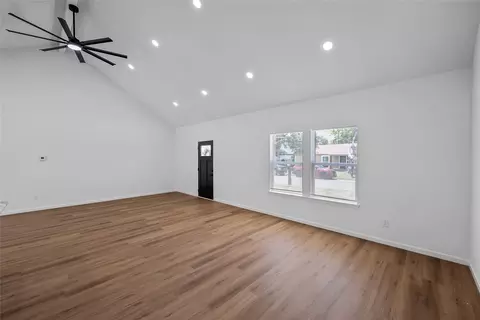 Living - 1630 Egan Ln, Waco, TX 76705 photo 1 of 5