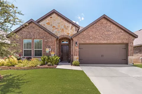 2408 Larimar Dr, Aubrey, TX 76227