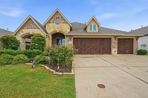 908 Edinburgh Dr, Anna, TX 75409