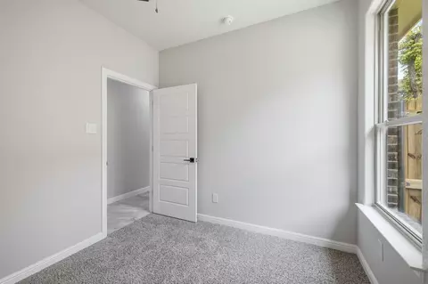 Bedroom - 302 Evans St, Cleburne, TX 76031 photo 6 of 8