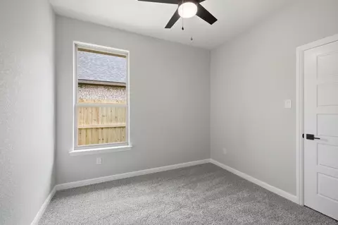 Bedroom - 302 Evans St, Cleburne, TX 76031 photo 5 of 8