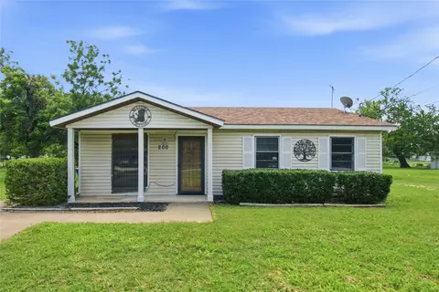 200 Russell St, White Settlement, TX 76108