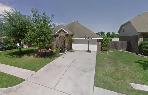 318 Magnolia Estates Dr, League City, TX 77573